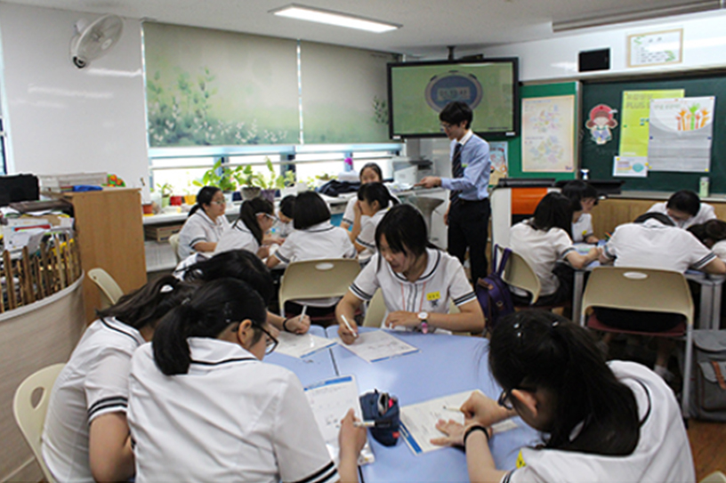 교육 실습 장면(사대부중)