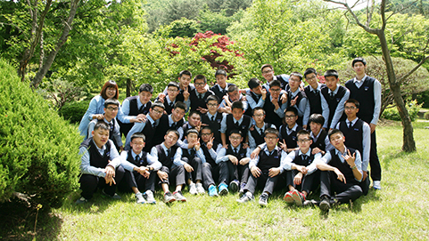 3학년 5반 학생들의 건승과 행복을 기원합니다 