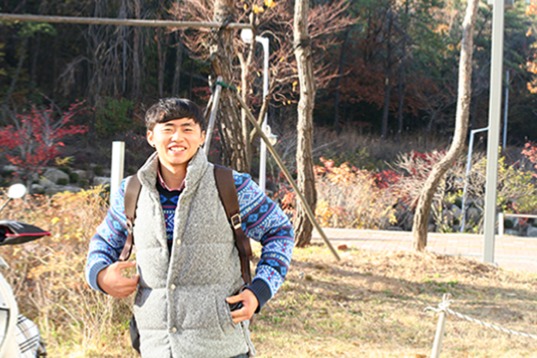 가장 바쁜 학생 중 하나라 확신할 수 있는 김재휘 학생은 인터뷰 시간도 간신히 낼 수 있을 정도였다