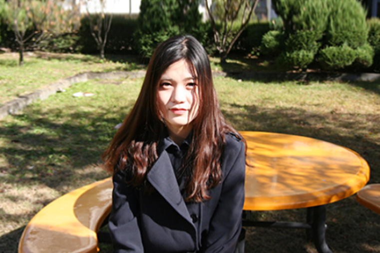 일찍 진로를 결정해서 바쁘게 고등학교 시절을 보낼 수 있었습니다.