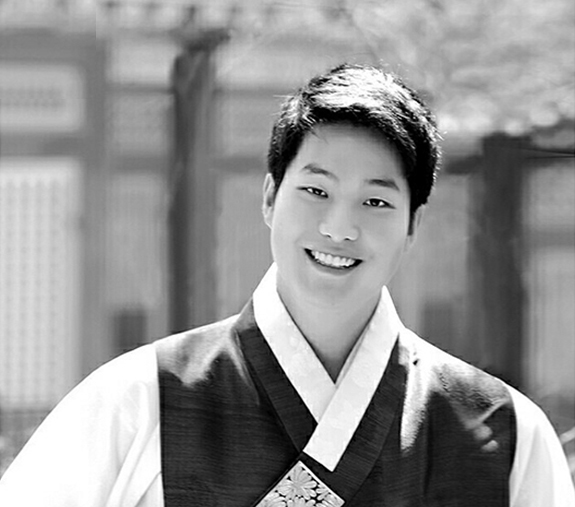 중요무형문화재 판소리 춘향가의 이수자입니다