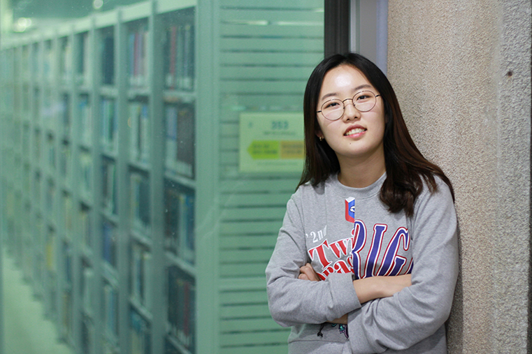 언론 권력의 사회적 책임과 그 중요성을 블룸의 책을 통해 깨달았죠